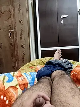 Snapshot of Hot_funky_boy chatting on February 10, 2025, 7:49 pm Hot funky boy online show from February 10, 2025, 7:49 pm