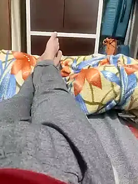 Snapshot of Hot_funky_boy chatting on February 12, 2025, 1:59 pm Hot funky boy online show from February 12, 2025, 1:59 pm