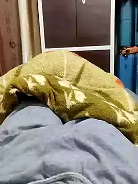 Snapshot of Hot_funky_boy chatting on March 5, 2025, 6:34 pm Hot funky boy online show from March 5, 2025, 6:34 pm