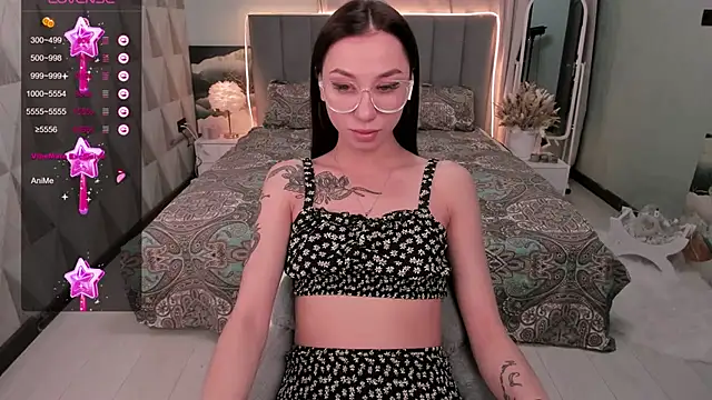 Snapshot of Queen_Gabriel chatting on February 5, 2025, 10:55 pm Queen Gabriel online show from February 5, 2025, 10:55 pm