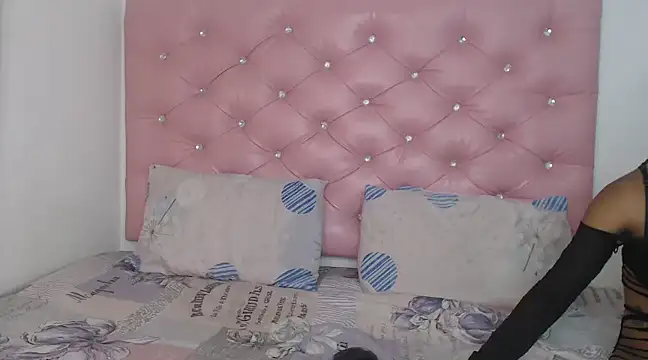 Snapshot of NikkyDangerr chatting on March 5, 2025, 4:13 am NikkyDangerr online show from March 5, 2025, 4:13 am