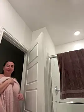 Snapshot of Chubby-Kat50 chatting on February 18, 2026, 2:51 am Chubby-Kat50 online show from February 18, 2026, 2:51 am