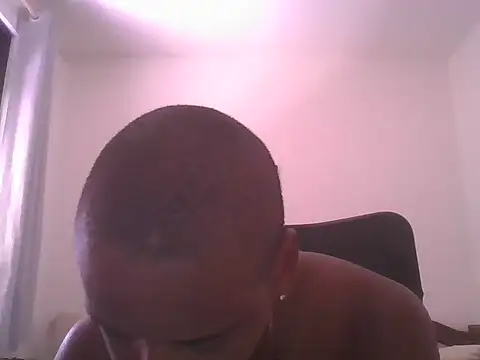 Snapshot of ONegodoce25 chatting on May 17, 2026, 1:51 pm ONegodoce25 online show from May 17, 2026, 1:51 pm