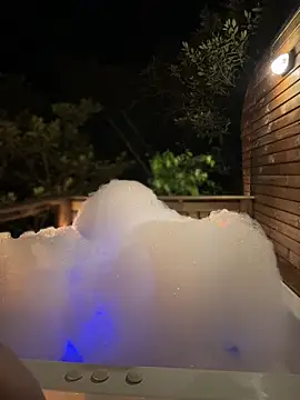 Snapshot of Lally_Valencia__ chatting on October 29, 2025, 11:28 pm Lally Valencia online show from October 29, 2025, 11:28 pm