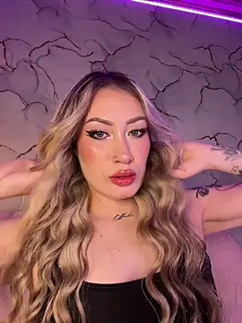 Snapshot of Lally_Valencia__ chatting on February 16, 2026, 8:43 am Lally Valencia online show from February 16, 2026, 8:43 am