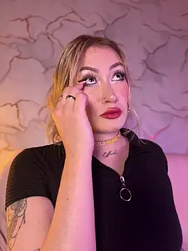 Snapshot of Lally_Valencia__ chatting on February 18, 2026, 9:27 am Lally Valencia online show from February 18, 2026, 9:27 am