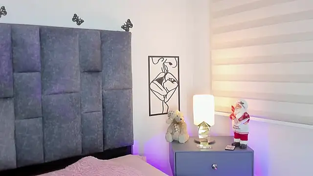 Violetta Ficher online show from December 20, 2025, 2:40 am