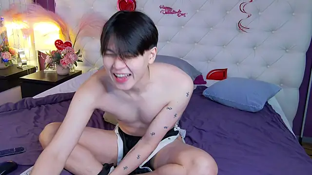 Snapshot of just_gay_ chatting on February 16, 2025, 1:27 pm just gay  online show from February 16, 2025, 1:27 pm