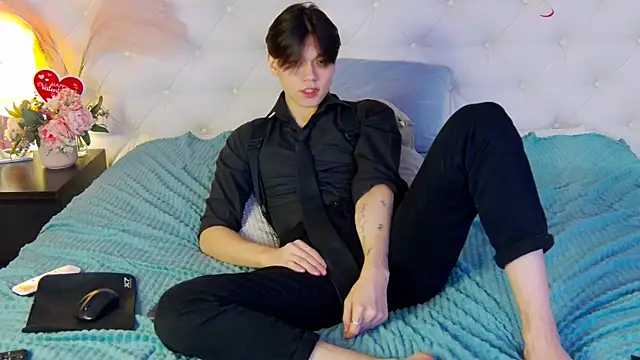 Snapshot of just_gay_ chatting on February 19, 2025, 4:33 pm just gay  online show from February 19, 2025, 4:33 pm