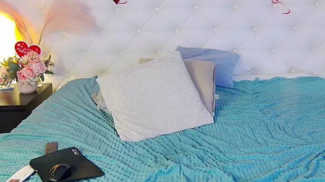 Snapshot of just_gay_ chatting on February 19, 2025, 7:38 pm just gay  online show from February 19, 2025, 7:38 pm