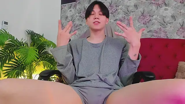 Snapshot of just_gay_ chatting on March 5, 2025, 1:17 pm just gay  online show from March 5, 2025, 1:17 pm