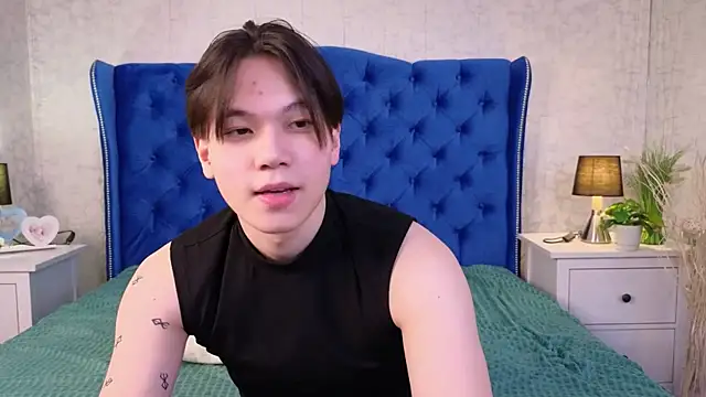 Snapshot of just_gay_ chatting on March 6, 2025, 11:31 pm just gay  online show from March 6, 2025, 11:31 pm