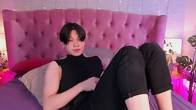 Snapshot of just_gay_ chatting on March 8, 2025, 7:31 pm just gay  online show from March 8, 2025, 7:31 pm