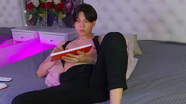 Snapshot of just_gay_ chatting on March 9, 2025, 10:08 pm just gay  online show from March 9, 2025, 10:08 pm