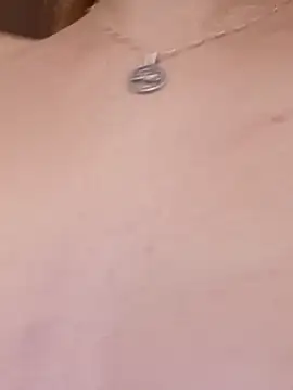 Mia RainX online show from December 18, 2025, 11:49 am