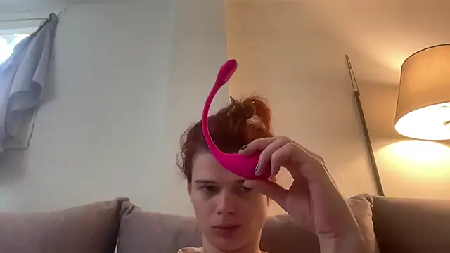 Snapshot of ScarletBottom chatting on September 16, 2025, 6:14 am ScarletBottom online show from September 16, 2025, 6:14 am