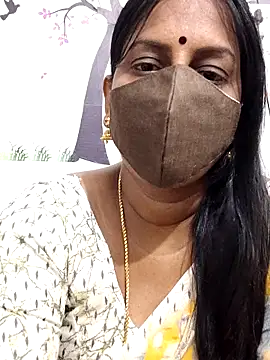 Snapshot of Tamil_Meera12 chatting on June 9, 2026, 5:24 pm Tamil Meera12 online show from June 9, 2026, 5:24 pm