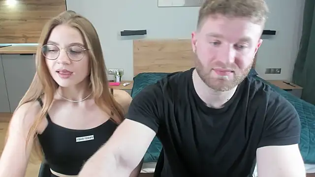 Enjoy everymoment  online show from February 5, 2025, 7:10 pm