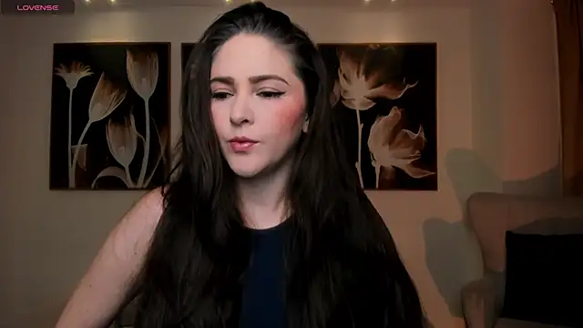 Snapshot of BeccaBaxter chatting on July 3, 2026, 12:33 pm BeccaBaxter online show from July 3, 2026, 12:33 pm