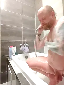 Snapshot of bouraktom6 chatting on March 3, 2026, 9:10 pm bouraktom6 online show from March 3, 2026, 9:10 pm