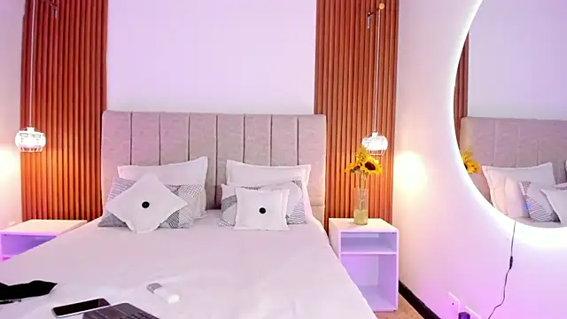 khloe-sweet online show from October 15, 2025, 1:33 pm