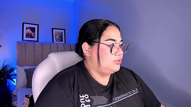  michel bbw online show from March 26, 2026, 3:23 am