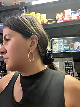 Andrea18 blonde online show from April 14, 2026, 8:37 pm