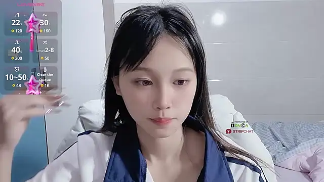 xunian71O online show from February 25, 2025, 5:19 am