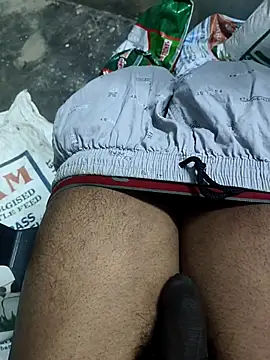 Snapshot of omni_333 chatting on February 25, 2026, 1:21 pm omni 333 online show from February 25, 2026, 1:21 pm