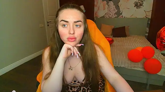 MissisCaty online show from June 5, 2026, 8:25 pm