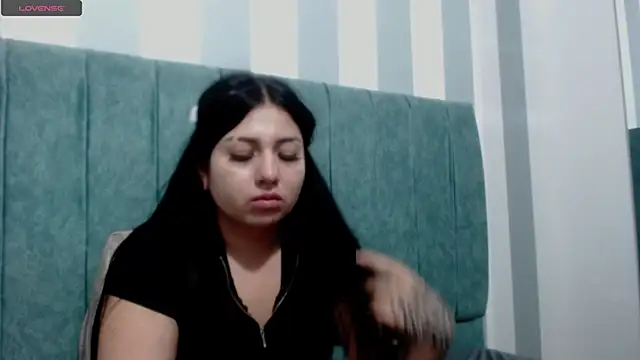 Snapshot of sweety_ashly chatting on February 9, 2025, 5:43 pm sweety ashly online show from February 9, 2025, 5:43 pm