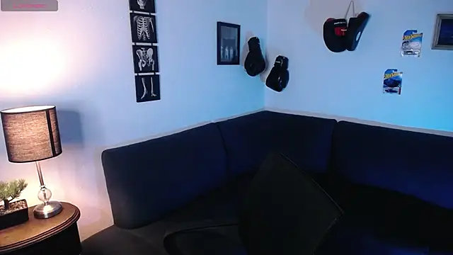 JamesCr  online show from March 8, 2026, 2:04 am