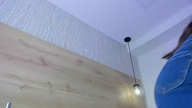 bella lovers  online show from February 22, 2025, 12:19 pm