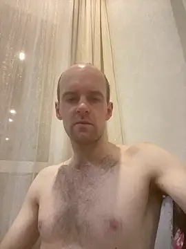 Snapshot of LynnAhNight chatting on November 13, 2025, 3:05 am LynnAhNight online show from November 13, 2025, 3:05 am