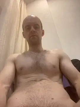 Snapshot of LynnAhNight chatting on November 14, 2025, 2:54 am LynnAhNight online show from November 14, 2025, 2:54 am