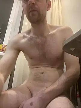 Snapshot of LynnAhNight chatting on February 11, 2026, 3:22 am LynnAhNight online show from February 11, 2026, 3:22 am