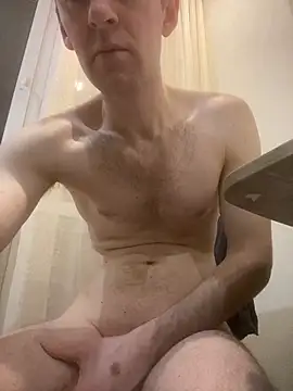 Snapshot of LynnAhNight chatting on February 17, 2026, 3:14 am LynnAhNight online show from February 17, 2026, 3:14 am