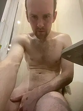 Snapshot of LynnAhNight chatting on February 25, 2026, 3:16 am LynnAhNight online show from February 25, 2026, 3:16 am