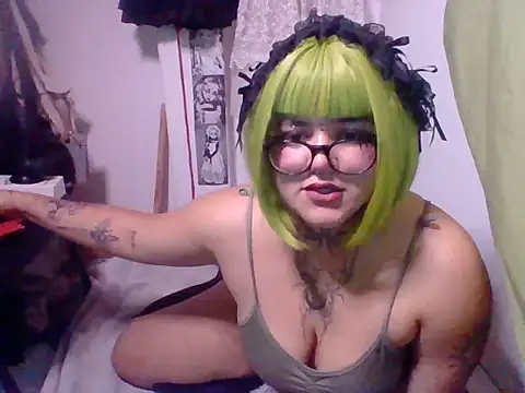 Snapshot of xomimuka chatting on February 13, 2025, 5:48 am xomimuka online show from February 13, 2025, 5:48 am