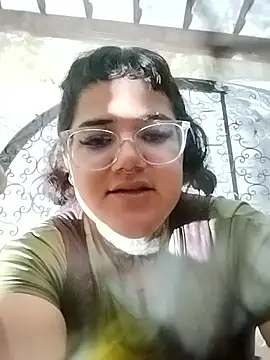 Snapshot of xomimuka chatting on October 8, 2025, 2:20 am xomimuka online show from October 8, 2025, 2:20 am