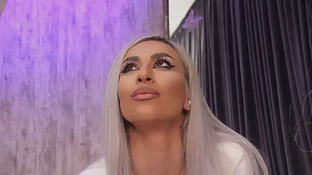 KarlaBart online show from February 8, 2026, 8:12 pm