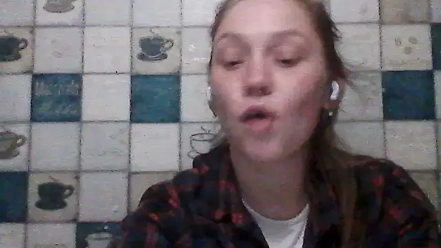 Snapshot of Anna_wey chatting on February 23, 2025, 4:35 pm Anna wey online show from February 23, 2025, 4:35 pm