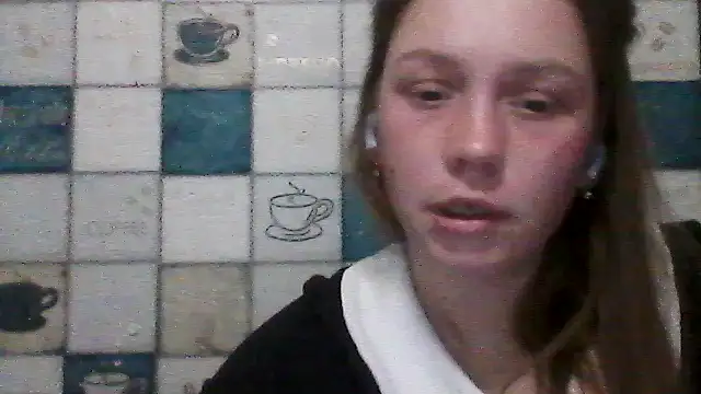 Snapshot of Anna_wey chatting on February 26, 2025, 8:11 pm Anna wey online show from February 26, 2025, 8:11 pm