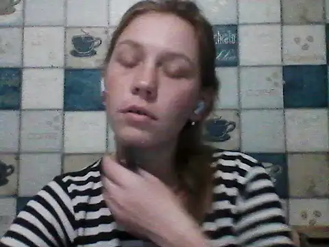 Snapshot of Anna_wey chatting on March 7, 2025, 6:11 pm Anna wey online show from March 7, 2025, 6:11 pm