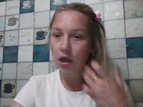 Snapshot of Anna_wey chatting on September 30, 2025, 6:35 pm Anna wey online show from September 30, 2025, 6:35 pm