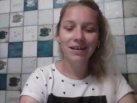 Snapshot of Anna_wey chatting on October 5, 2025, 7:12 pm Anna wey online show from October 5, 2025, 7:12 pm