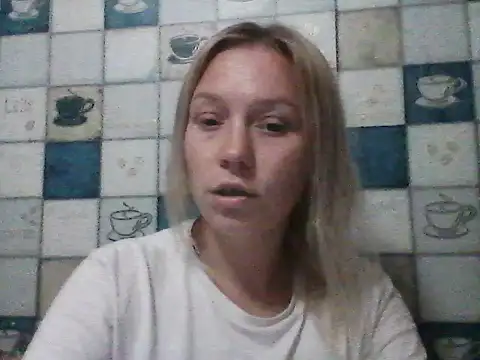 Snapshot of Anna_wey chatting on October 12, 2025, 6:51 pm Anna wey online show from October 12, 2025, 6:51 pm