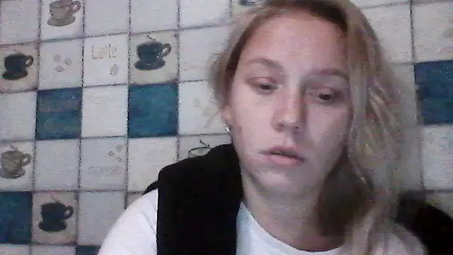 Snapshot of Anna_wey chatting on October 20, 2025, 6:41 pm Anna wey online show from October 20, 2025, 6:41 pm