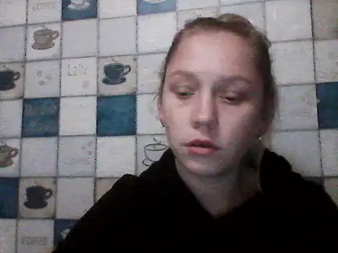 Snapshot of Anna_wey chatting on November 24, 2025, 5:56 pm Anna wey online show from November 24, 2025, 5:56 pm