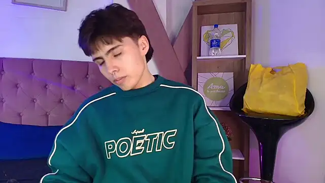 Snapshot of PepperTwink chatting on October 1, 2025, 5:30 pm PepperTwink online show from October 1, 2025, 5:30 pm